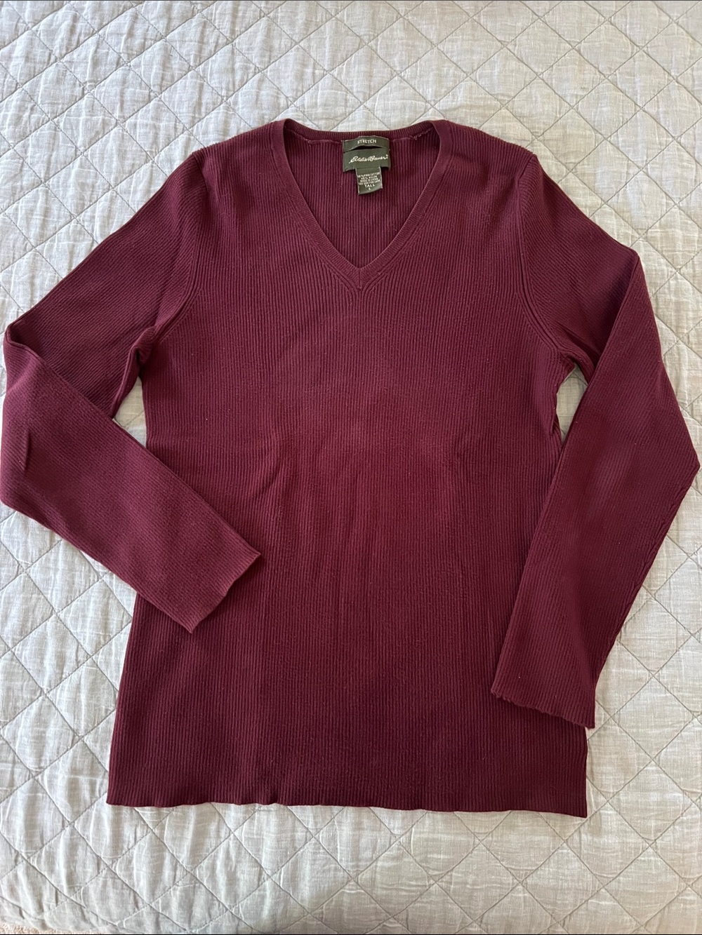 Eddie Bauer Women's V-Neck Sweater - Burgundy - Picture 1 of 1
